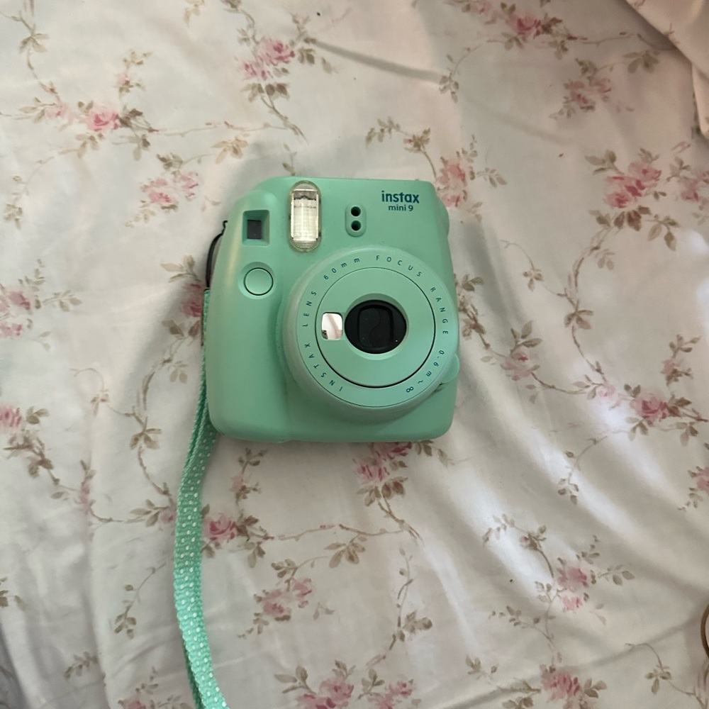 Fujifilm Instax Mini 9